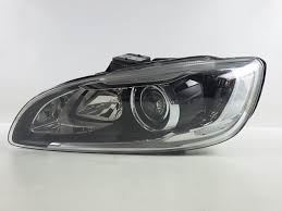 Far Xenon Sol Volvo S60-V60 05/13>