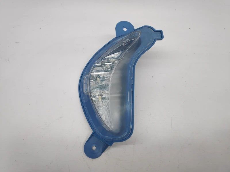 Gündüz Fari Sağ Zoe