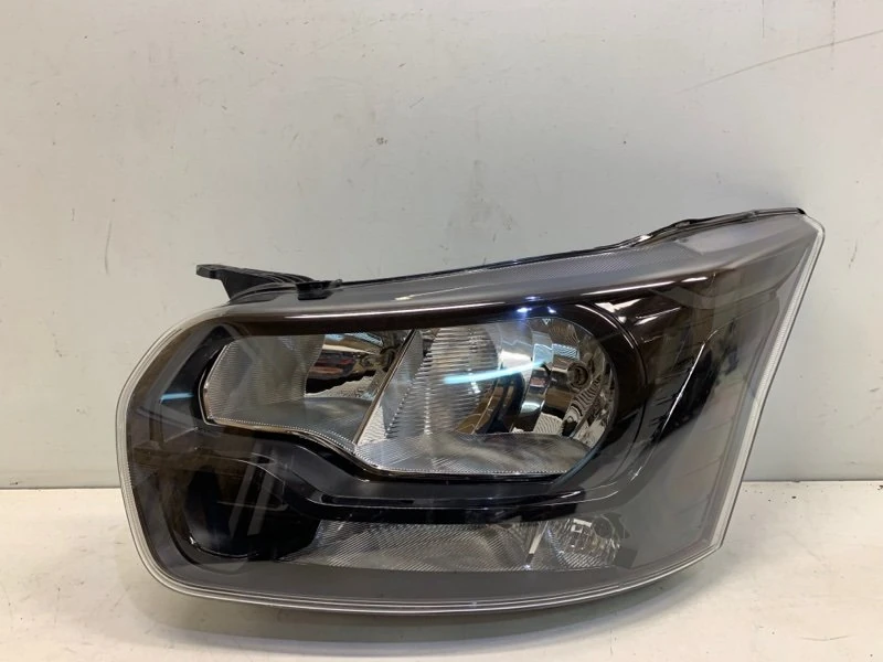 Far Sol Si̇yah Çerçeve Ford Transit V363 14>