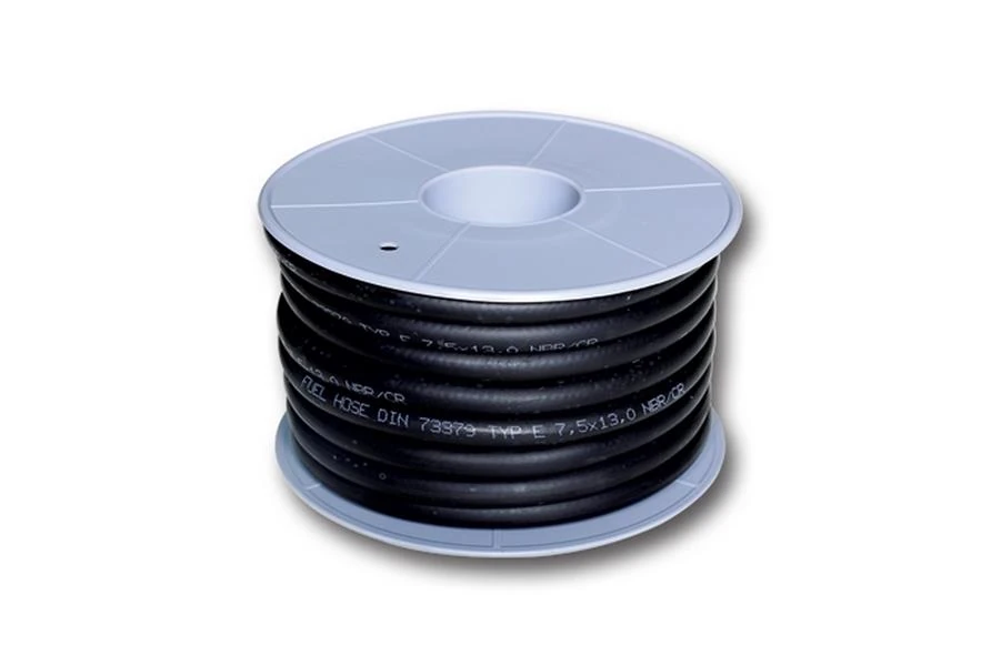 Yakıt Hortumu Tüm Arabalar İçi̇n İçten Örgülü 7.5mmx13.5mm E Ti̇pi̇ Plasti̇k Makarali