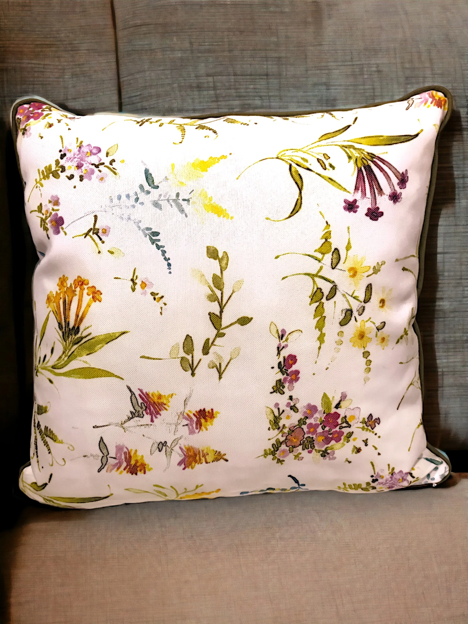 Sarı çiçekli kırlent