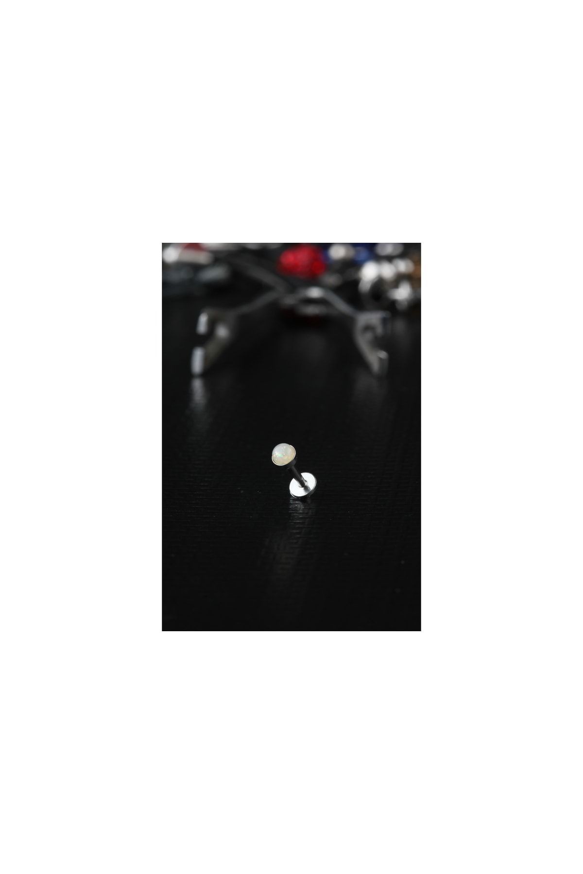 3mm Disk Beyaz Sedef Cerrahi Çelik Tragus Piercing