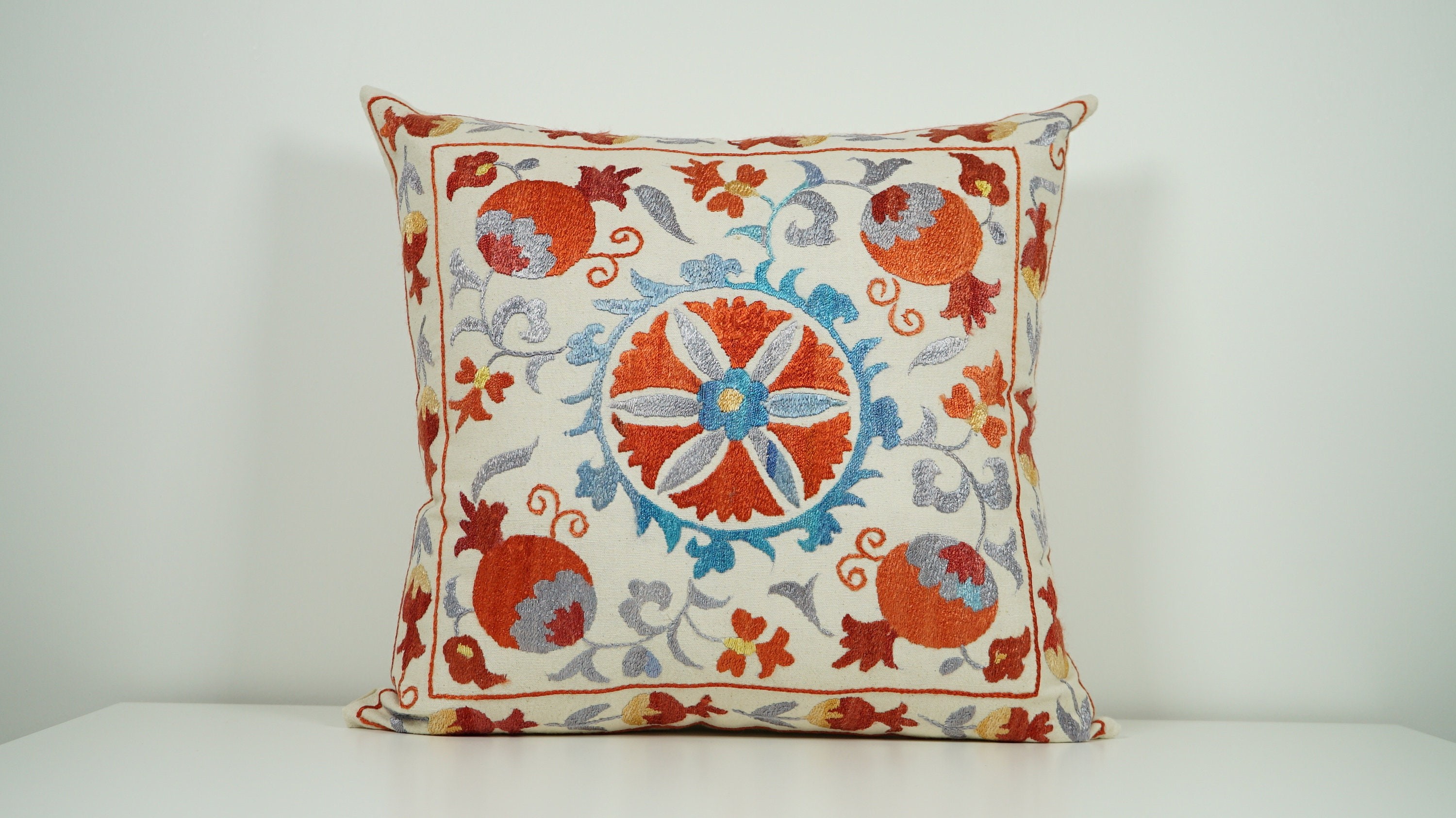 Suzani Pillowcover