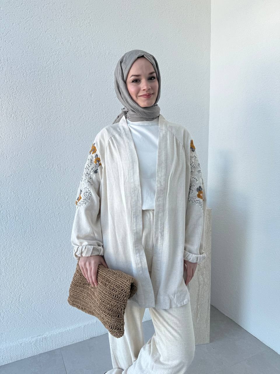 Nakışlı Çiçek Desenli Kimono