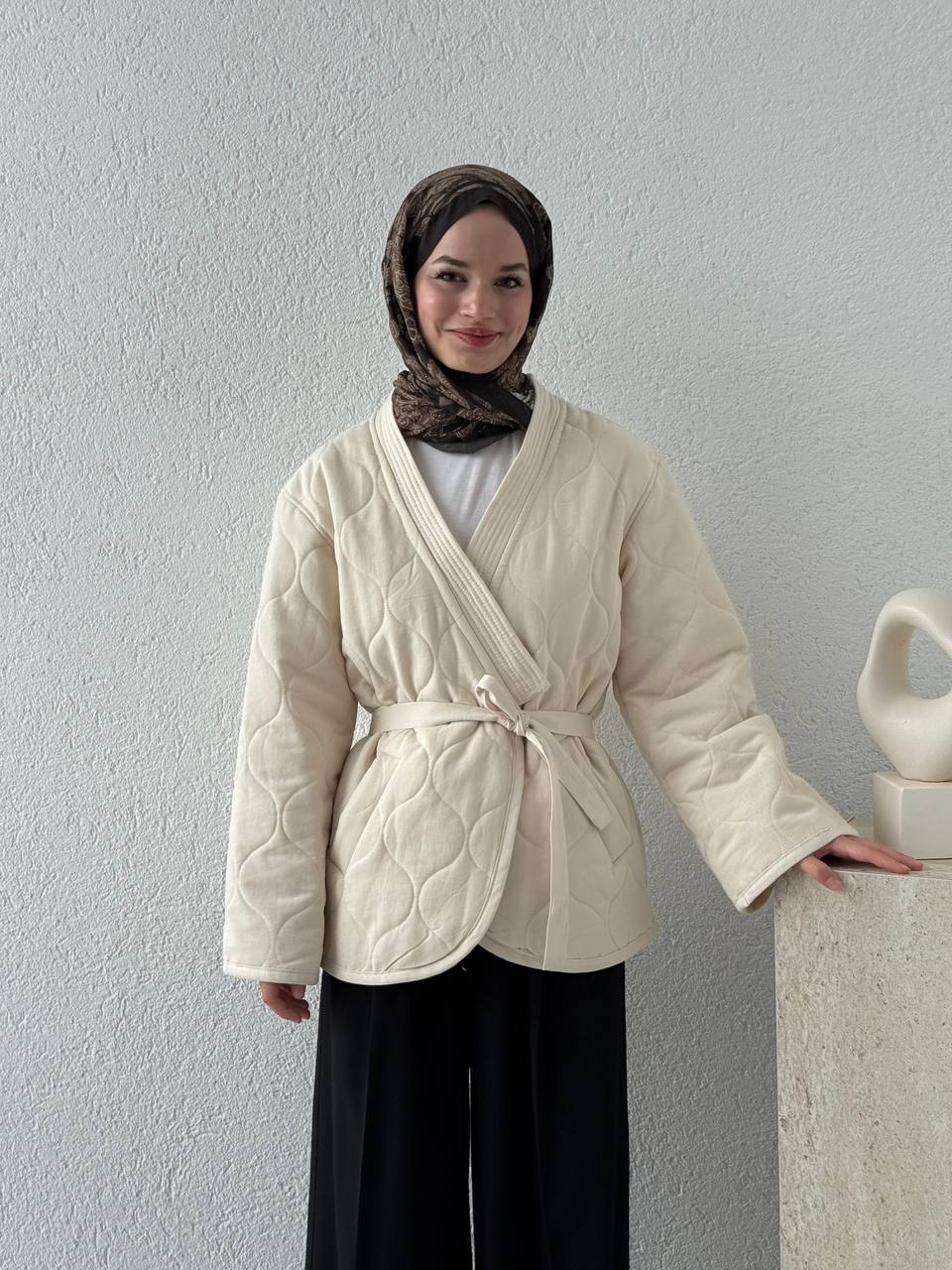 Premium Kalite İçi Dolgulu Kuşaklı Ceket 900 - Bej