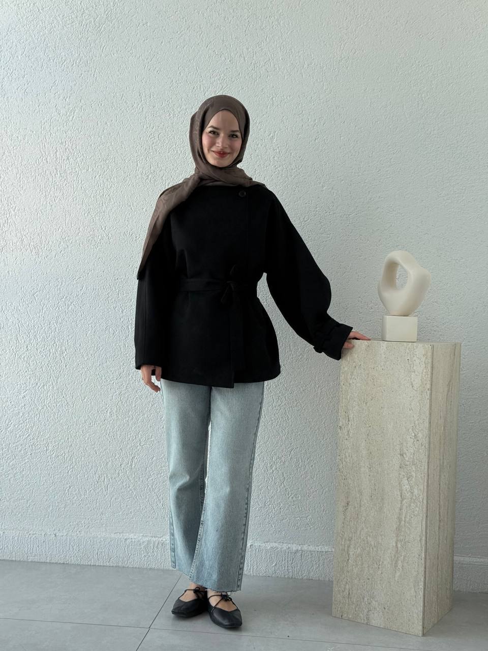 Yaka Düğme Detaylı Kuşaklı Süet Ceket  - Siyah