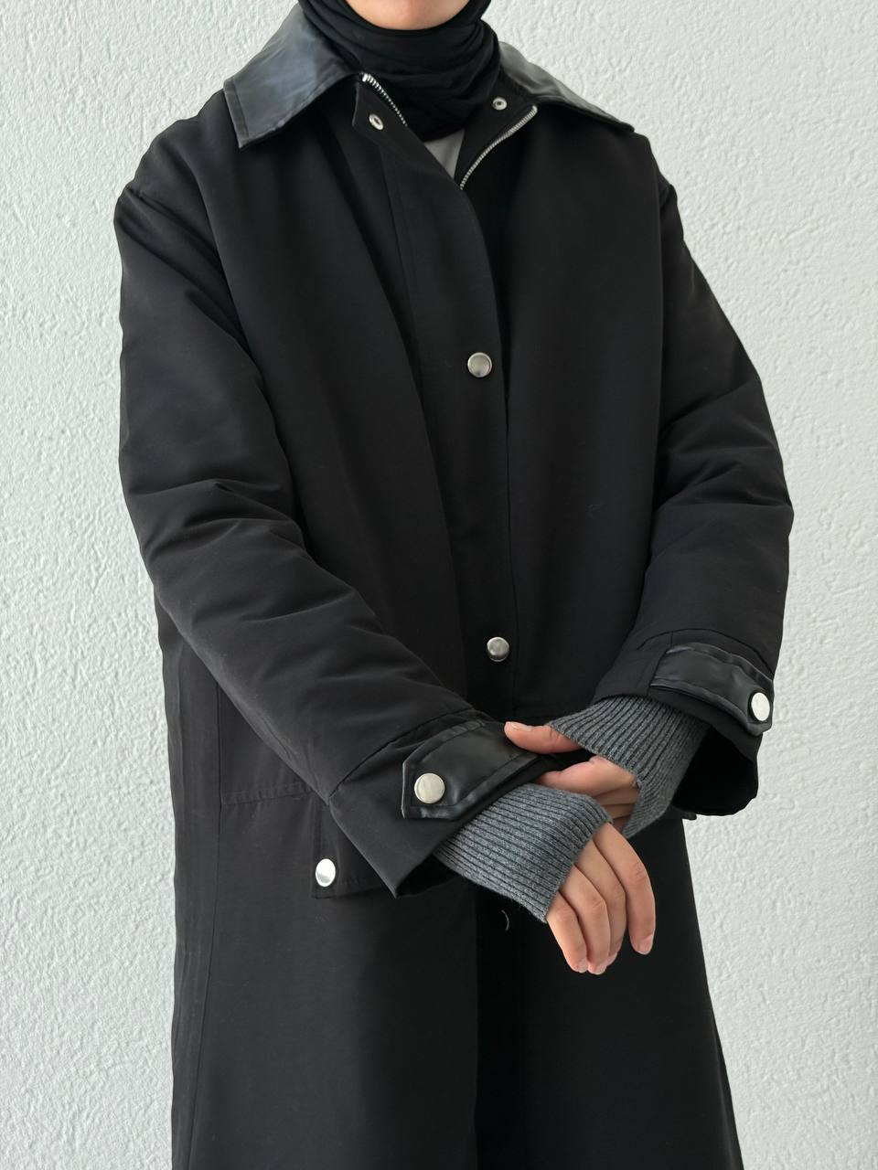 Yaka Deri Detaylı Astarlı Kapitone Mont K101