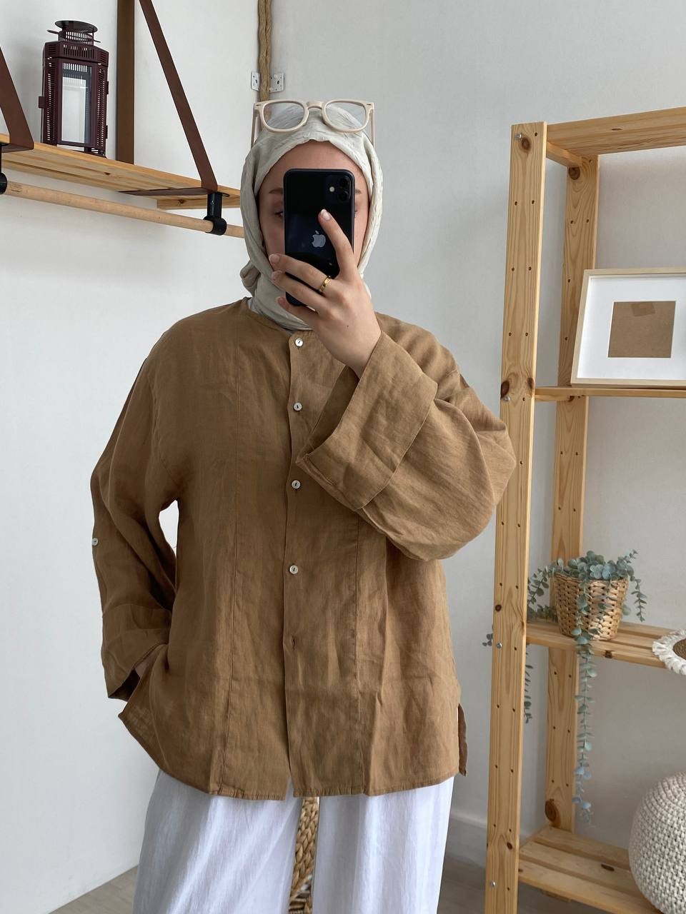 Keten Düğmeli Hakim Yaka Gömlek