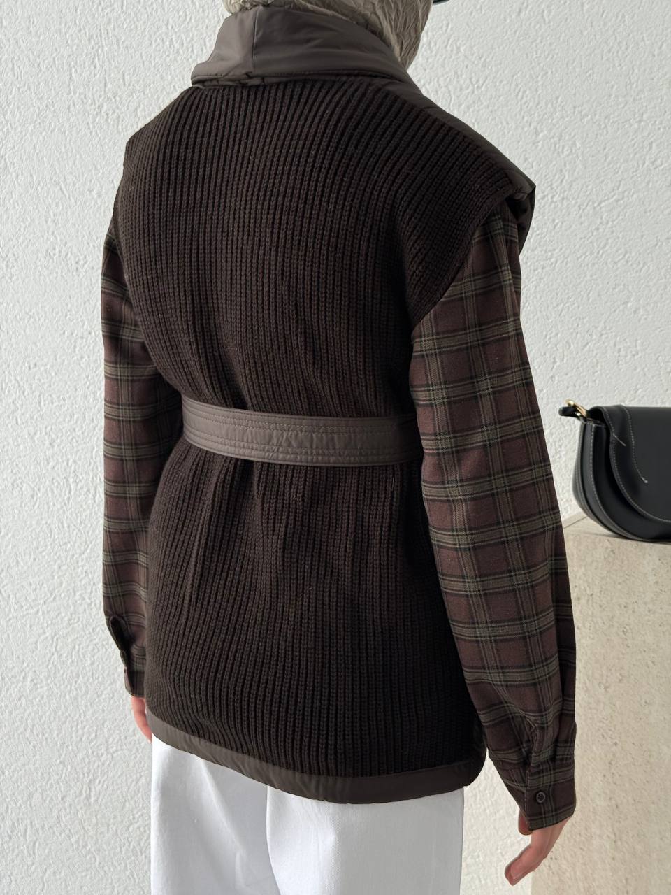 Triko Detay Kemerli Şişme Yelek T42 - Kahve