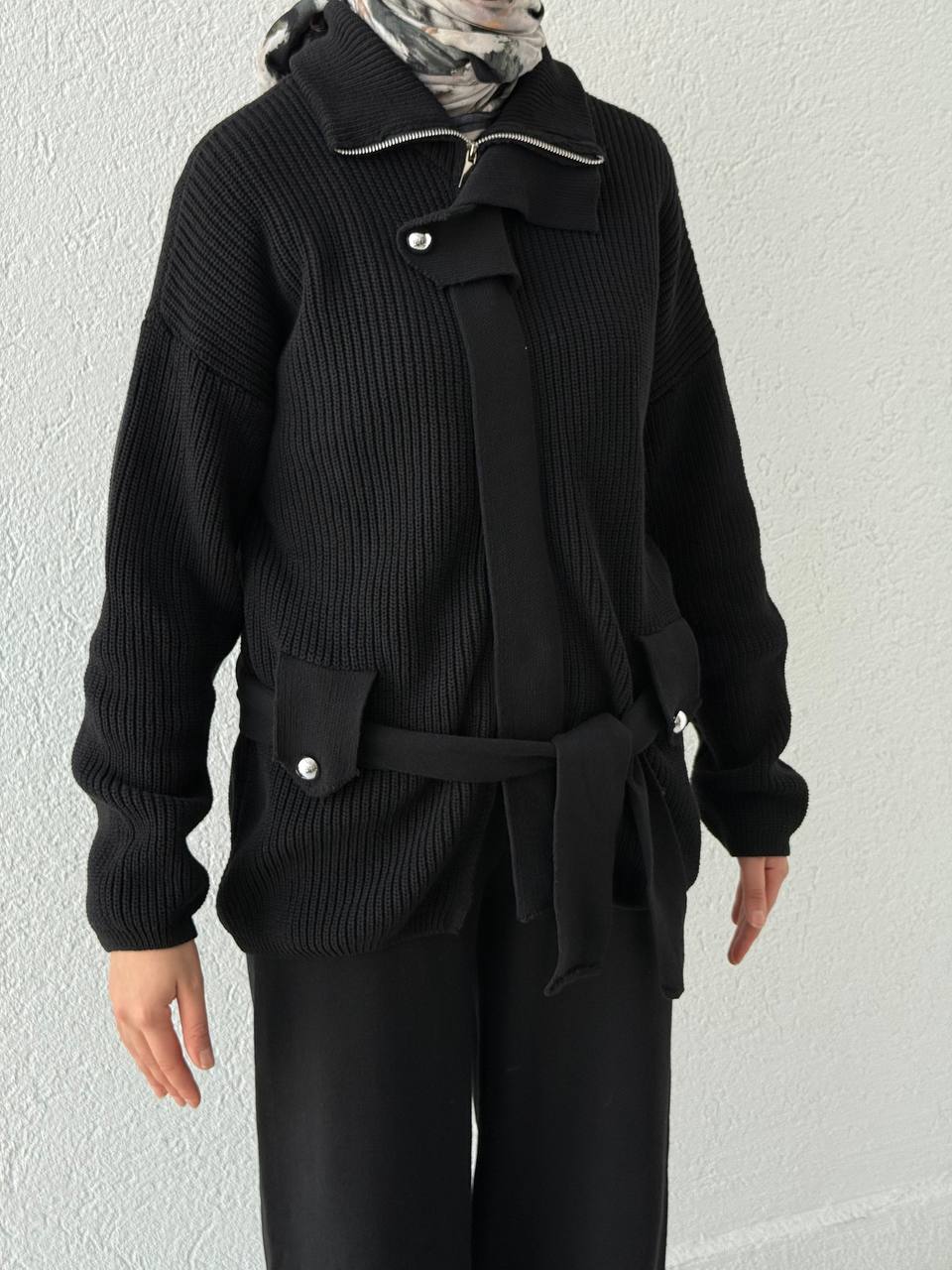 Büyük Düğmeli Triko Takım T51 - Siyah