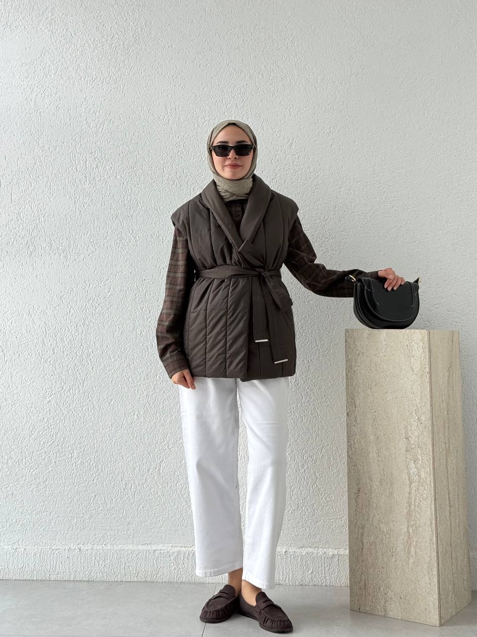 Triko Detay Kemerli Şişme Yelek T42 - Kahve
