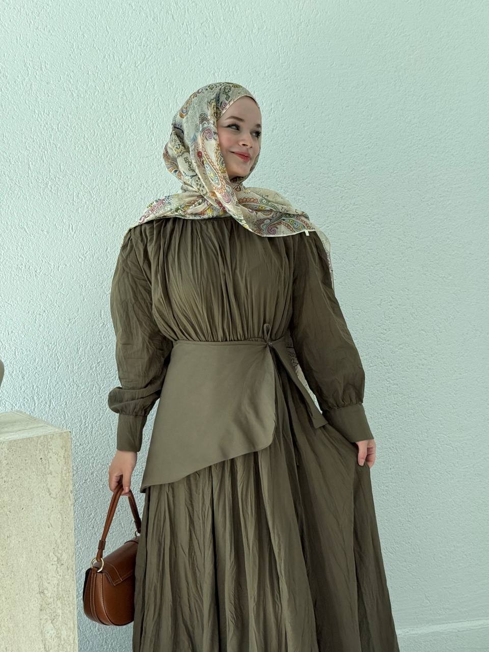Seyyar Fularlı Kırışık Vual Elbise - Haki
