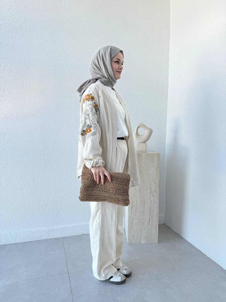 Nakışlı Çiçek Desenli Kimono - naturel