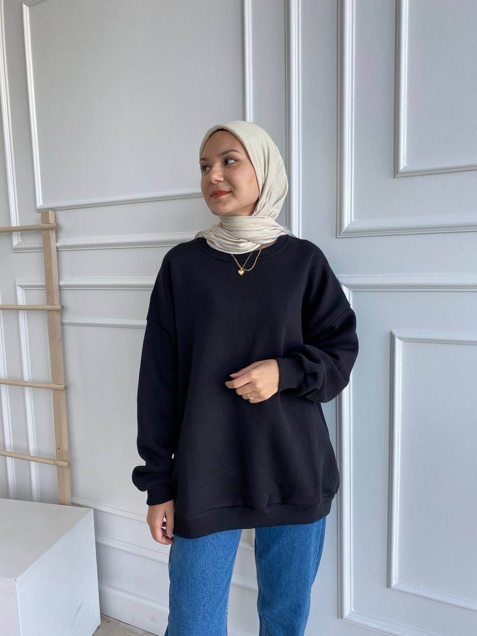 Basic Oversize Şardonlu Sweatshirt - Siyah