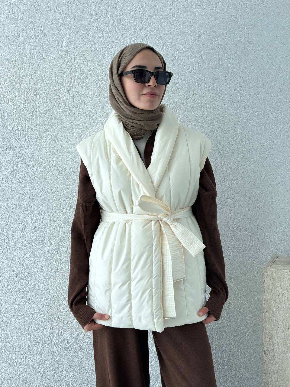Triko Detay Kemerli Şişme Yelek T42 - krem