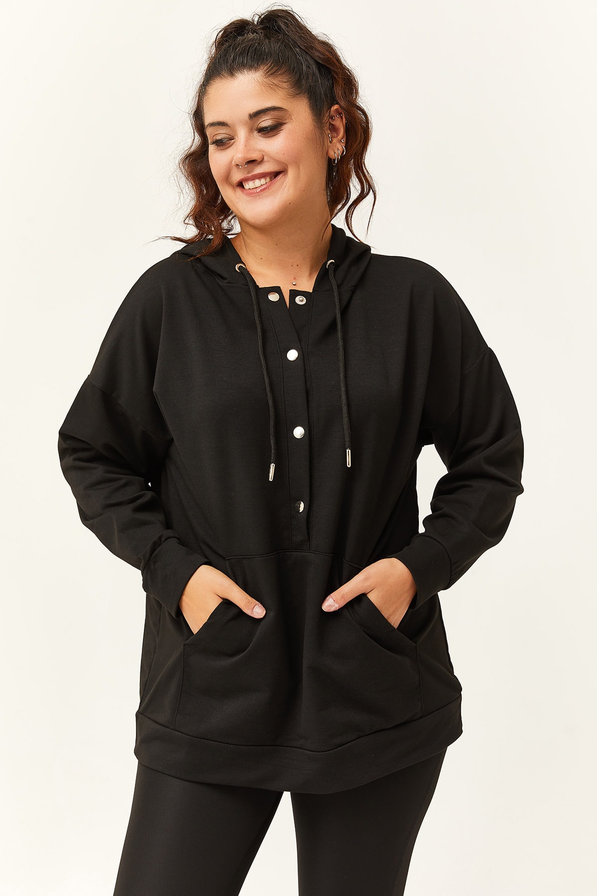 Kadın Büyük Beden Kanguru Cepli Basic Sweatshirt - Siyah