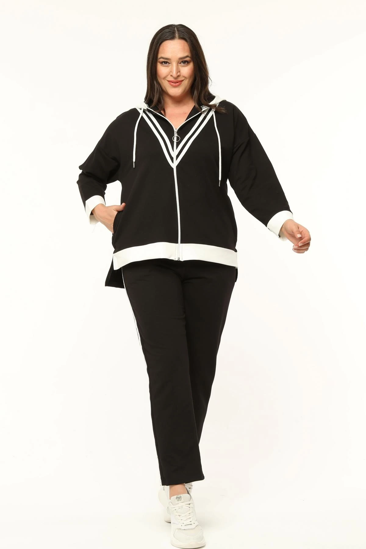 Kadın Büyük Beden Çift Çizgili Ve Garni Detaylı Kapüşonlu Eşofman Takımı - Siyah