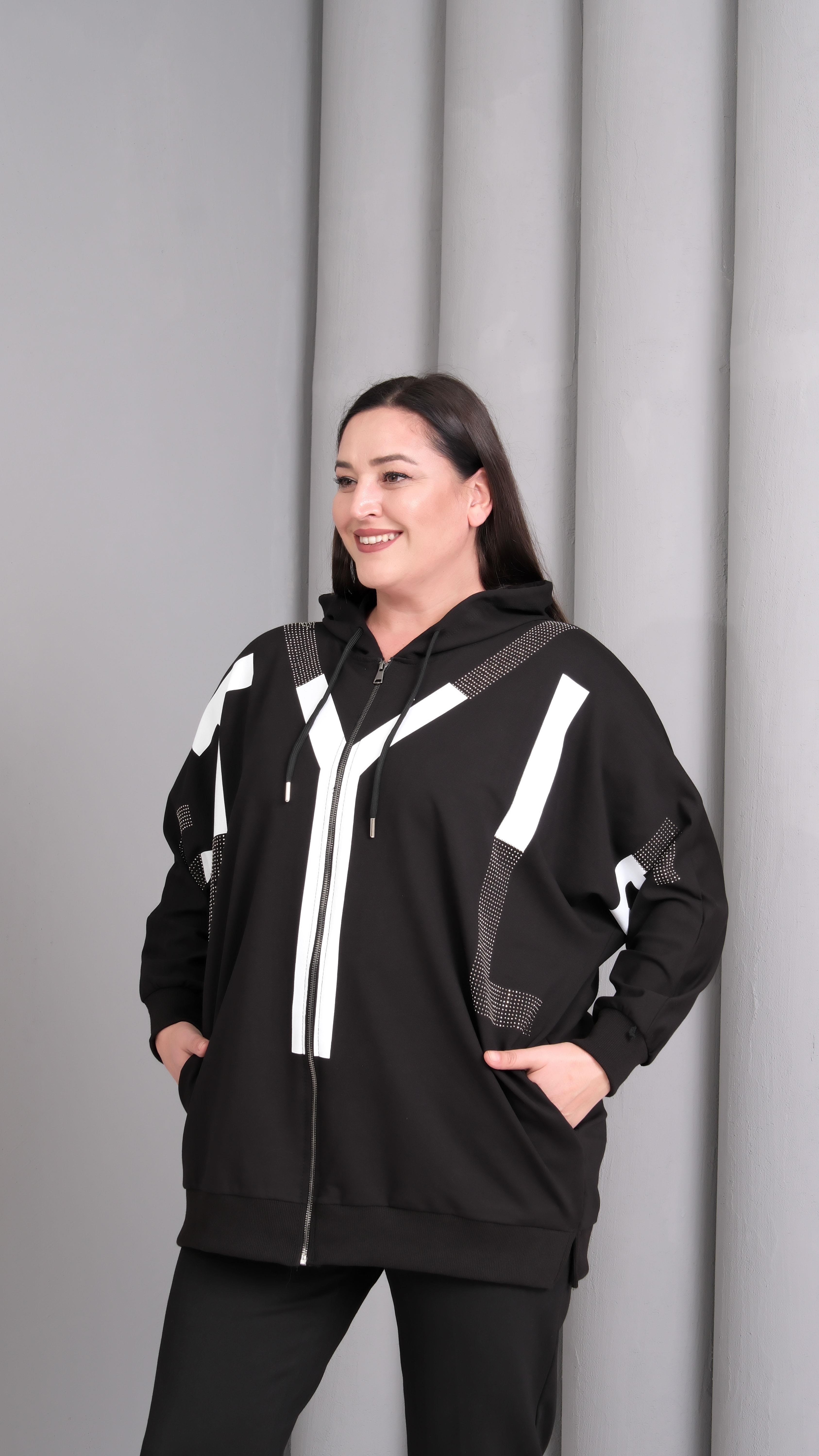Kadın Büyük Beden Çizgili Taş Baskılı Fermuarlı Sweatshirt