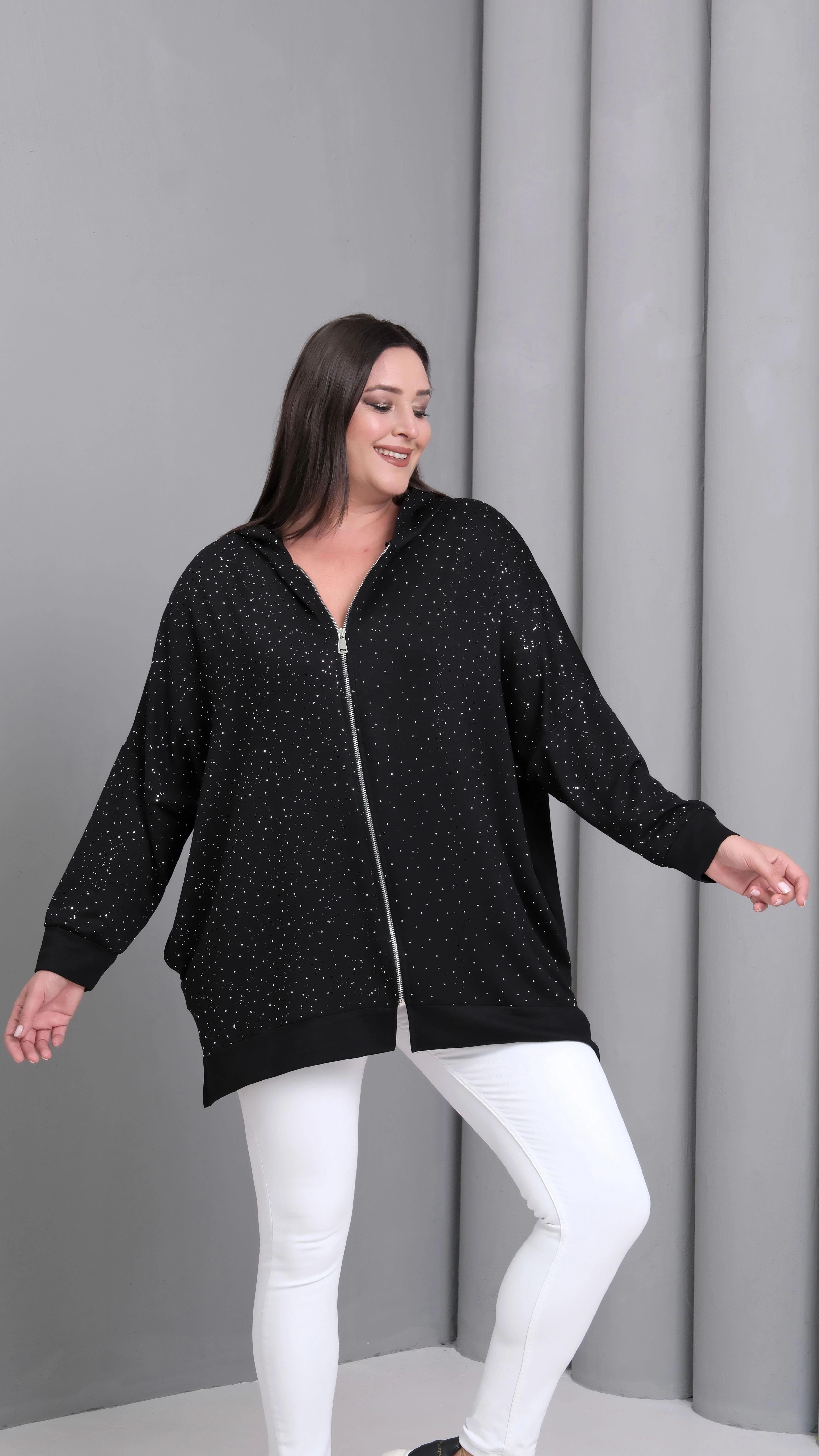 Kadın Büyük Beden Taş Baskılı Fermuarlı Siyah Sweatshitt