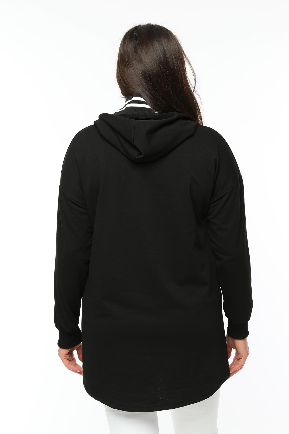 Kadın Büyük Beden Kapüşonlu Siyah Beyaz Ribana Detaylı Siyah Sweatshirt - Siyah