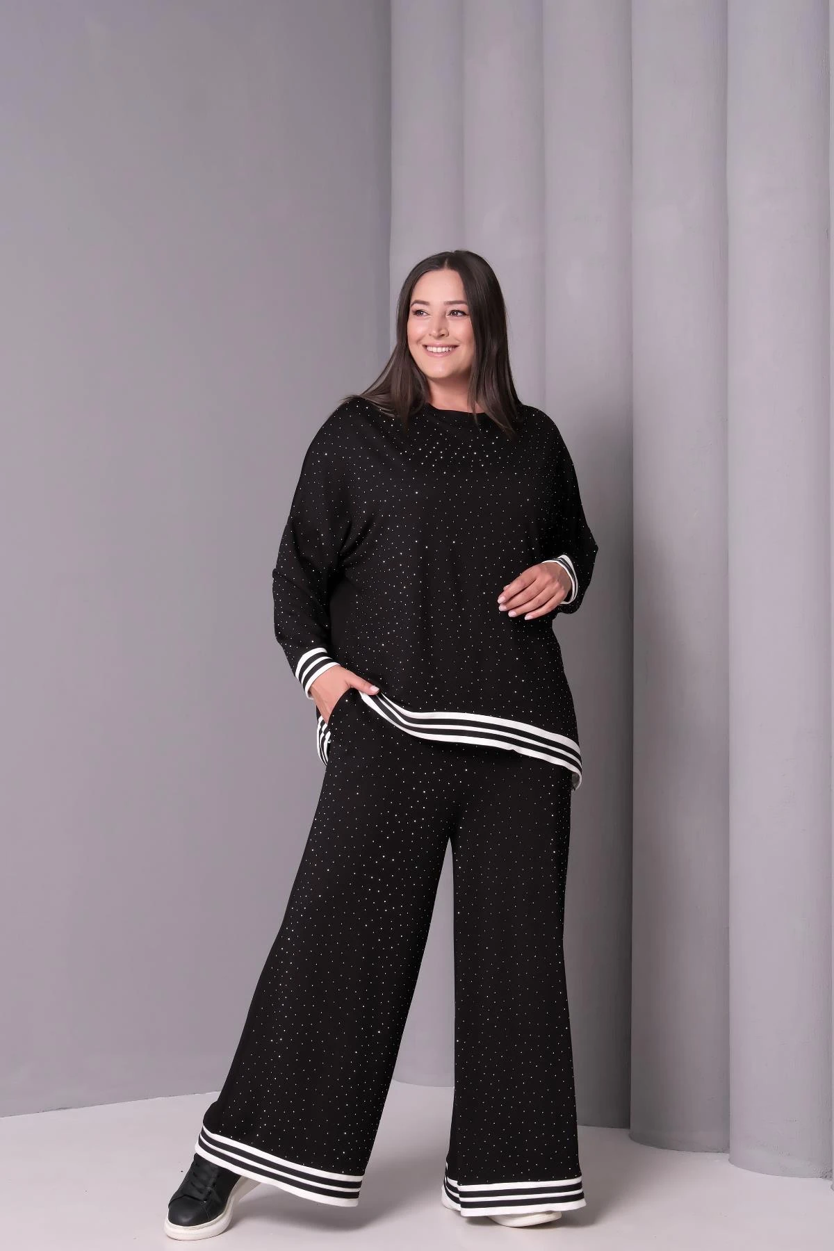 Kadın Büyük Beden Punto Taşlı Salaş Eşofman Takımı