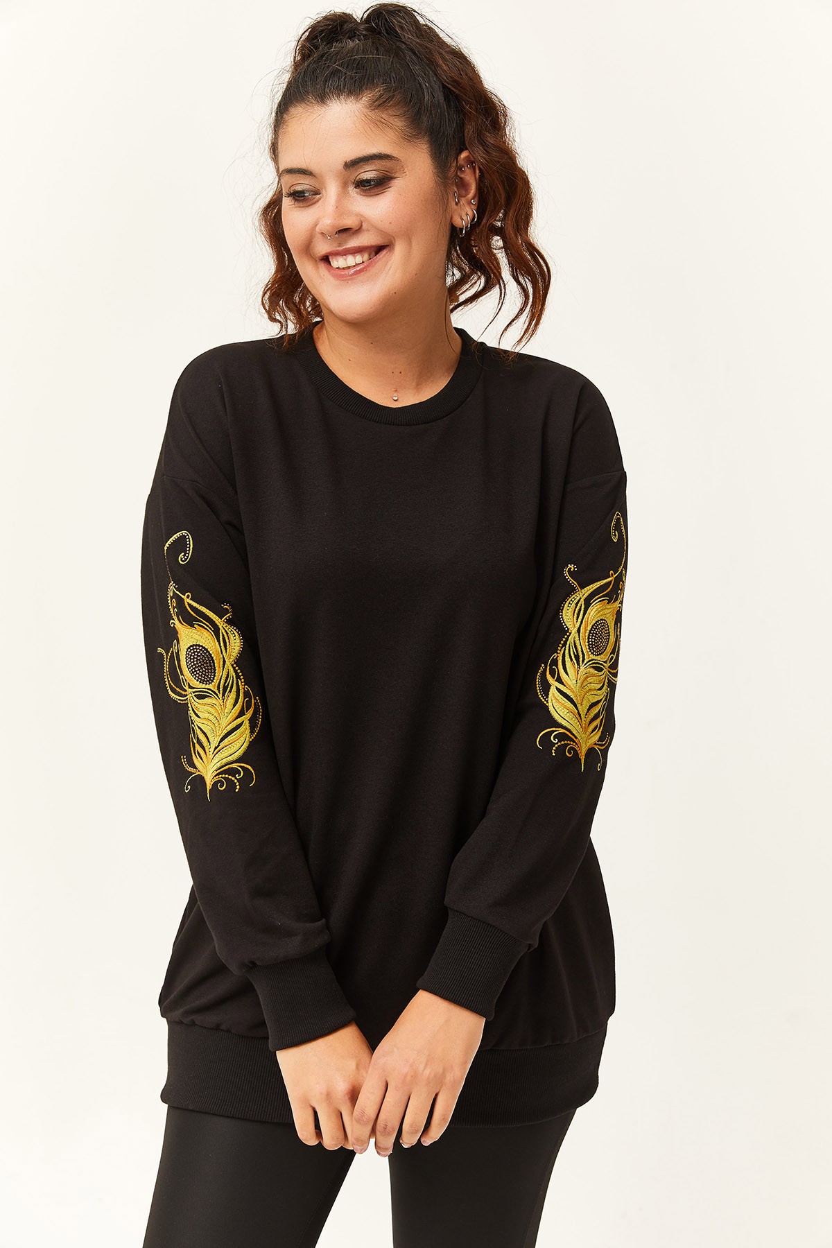 Kadın Büyük Beden Kolu Nakışlı Sweatshirt