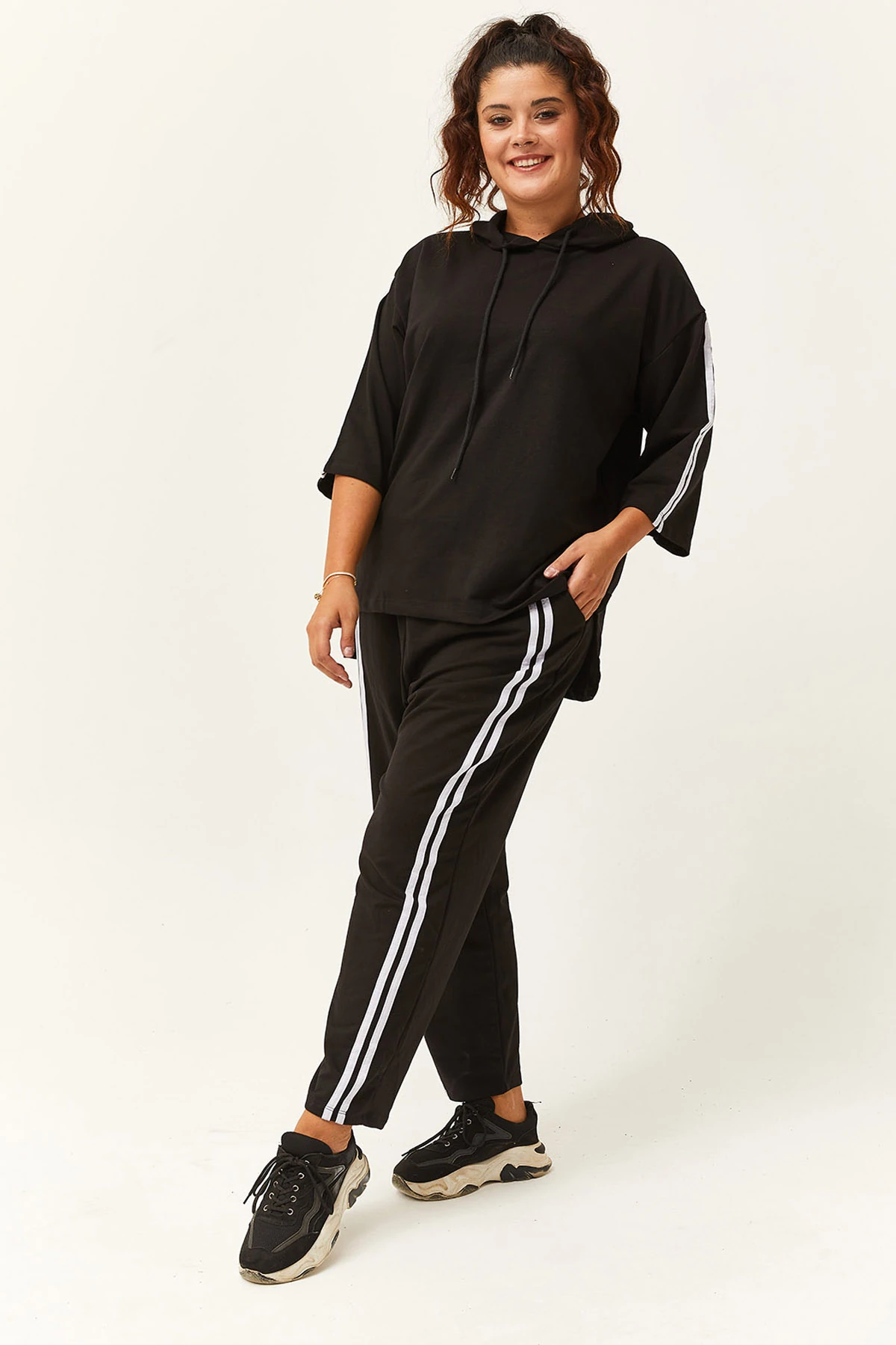 Kadın Büyük Beden Çift Çizgili Truvakar Kol Eşofman Takımı - Siyah