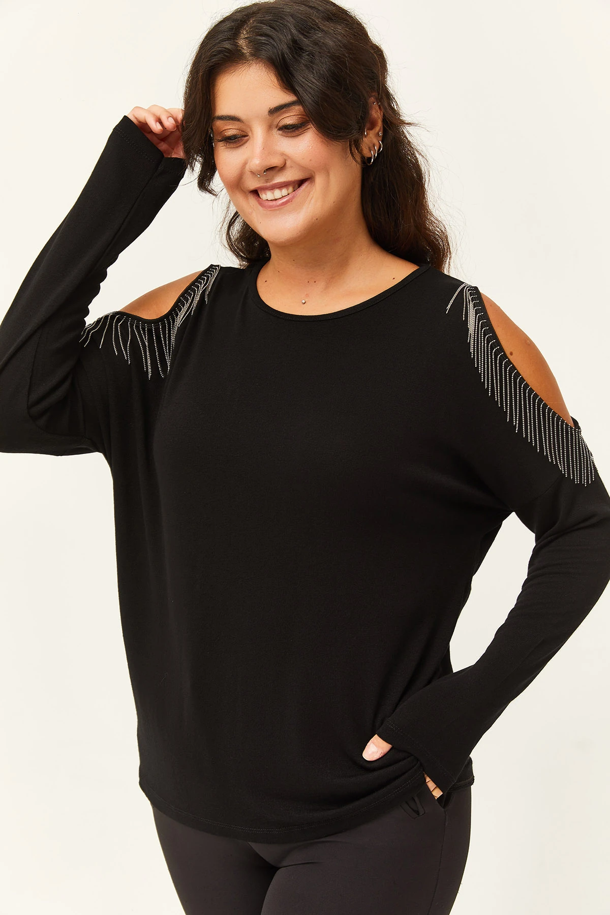 Kadın Büyük Beden Omuz Dekolte Ve Püskül Detaylı Bluz