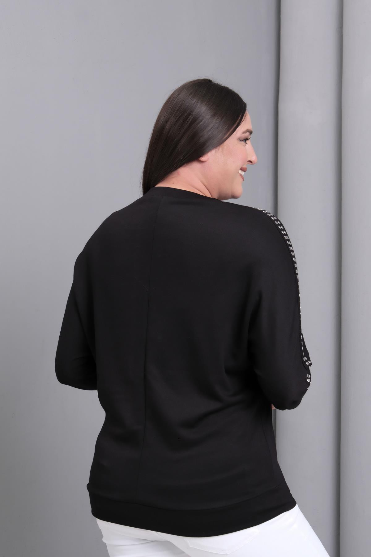 Kadın Büyük Beden Kolları Metal Baskılı Siyah Sweatshirt 