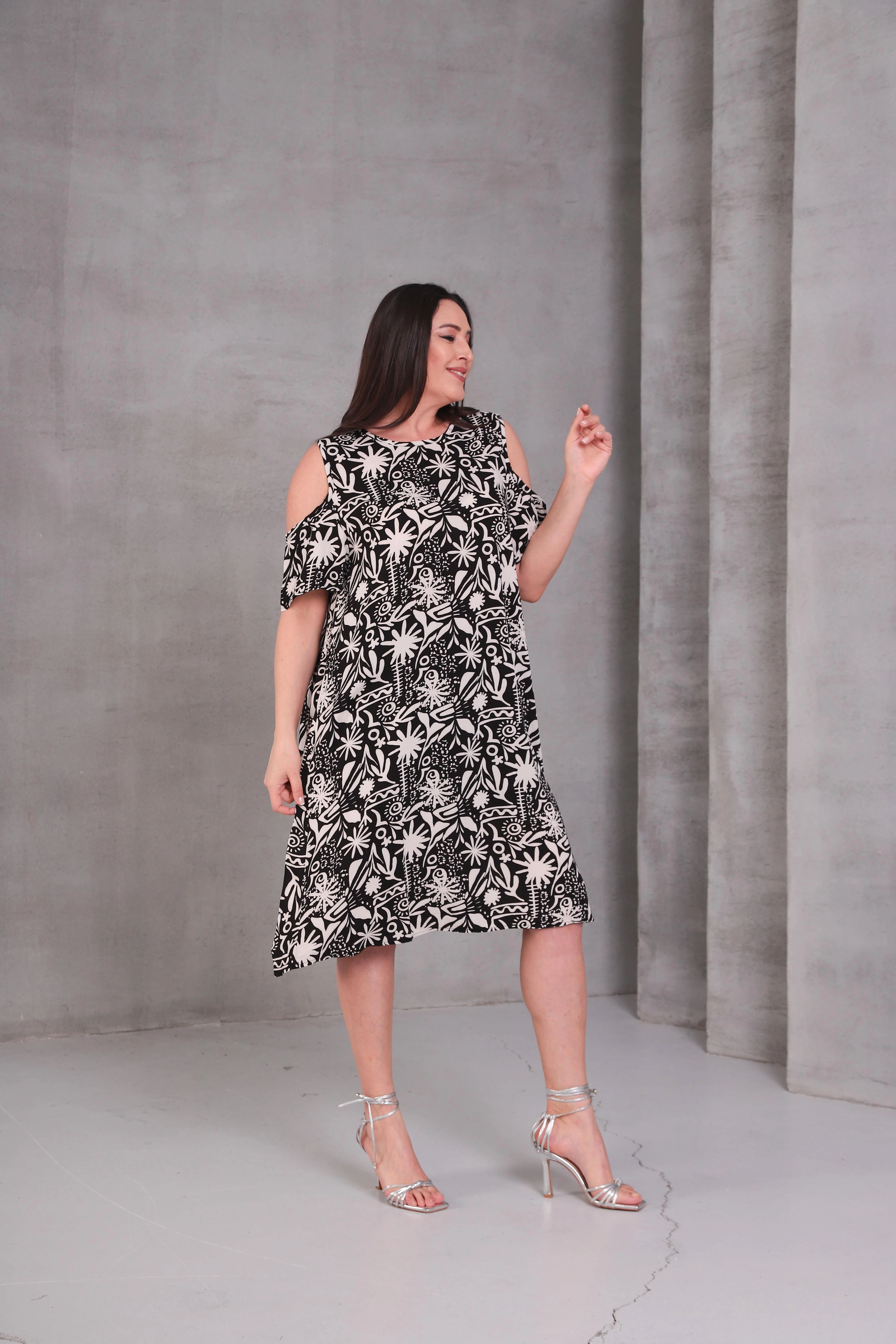 Kadın Büyük Beden Omuz Dekolteli Baskılı Dokuma Elbise - Siyah