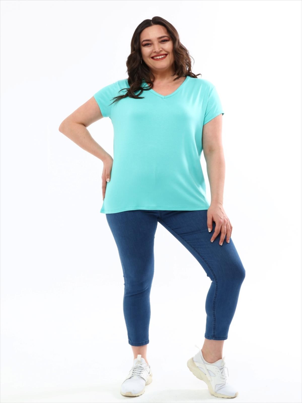 Kadın Büyük Beden V Yaka Basic Kısa Kollu T-Shirt - Mint