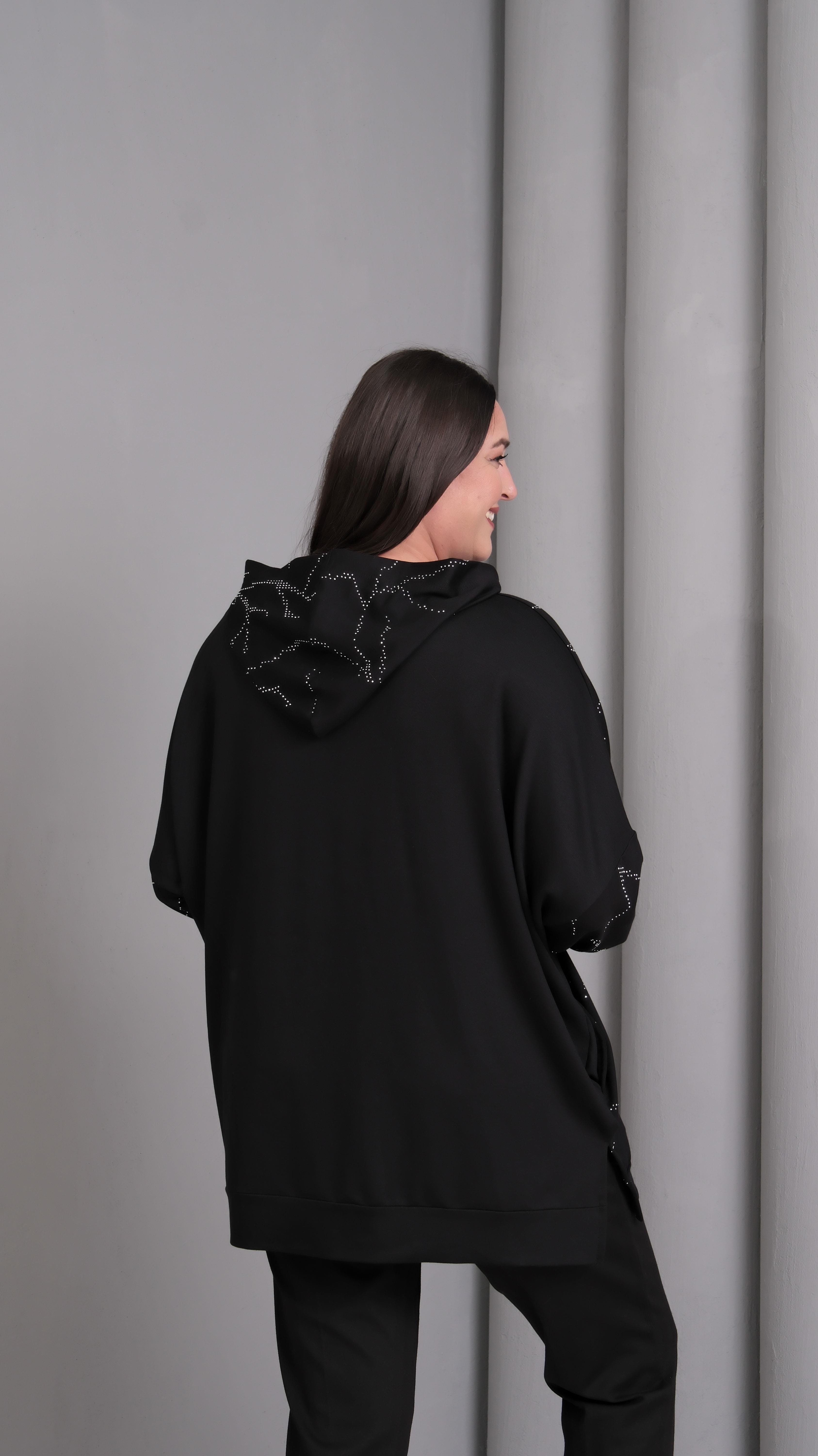 Kadın Büyük Beden Kapüşonlu Siyah Sweatshirt