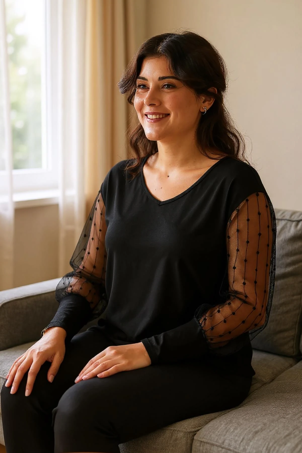 Kadın Büyük Beden Transparan Çizgi Kol Detaylı Bluz