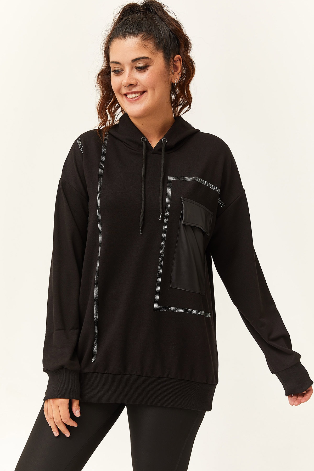 Kadın Büyük Beden Deri Cep Detaylı Taş İşlemeli Sweatshirt - Siyah