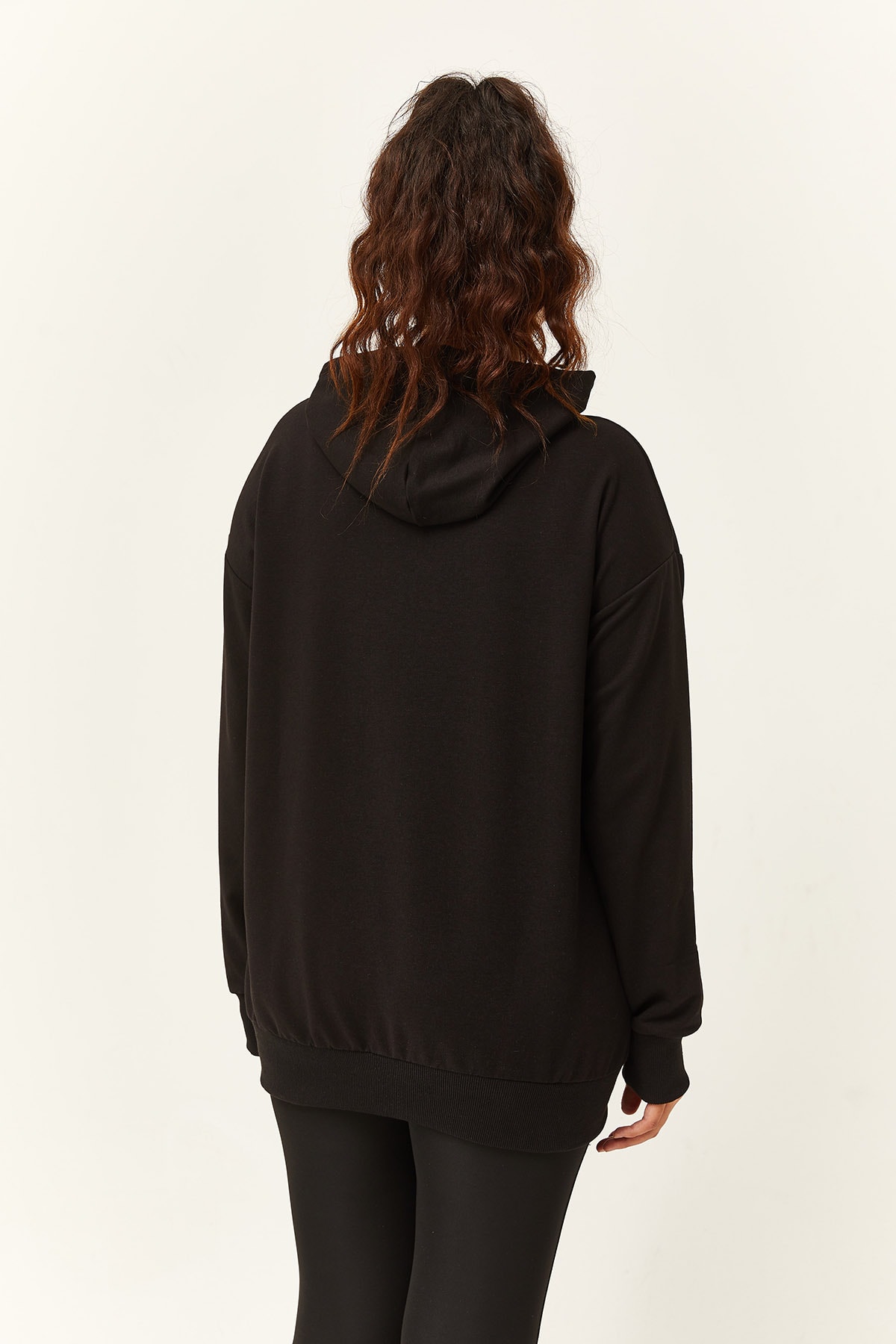 Kadın Büyük Beden Deri Cep Detaylı Taş İşlemeli Sweatshirt - Siyah