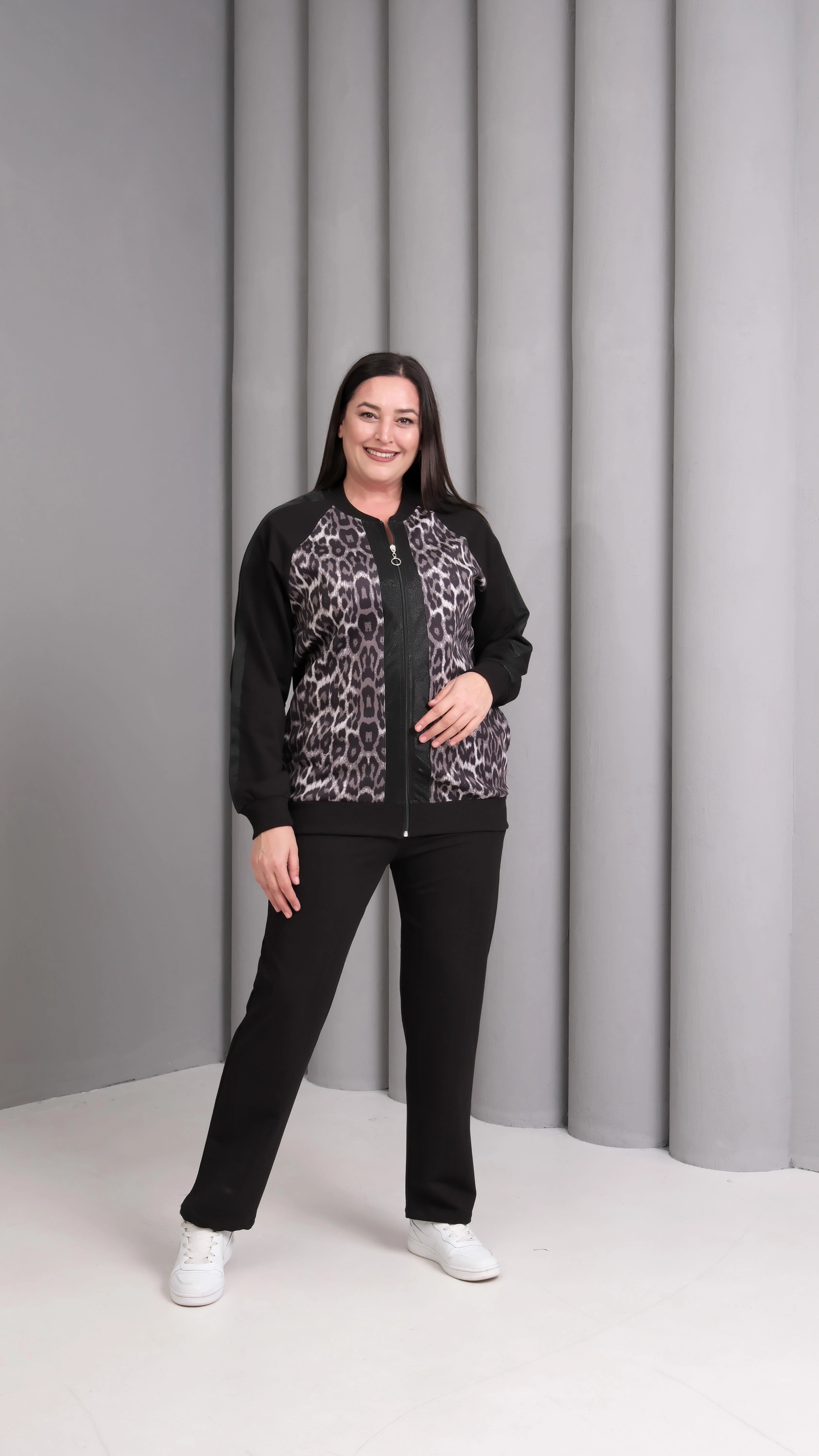 Kadın Büyük Beden Leopar Garnili Fermuarlı Eşofman Takımı