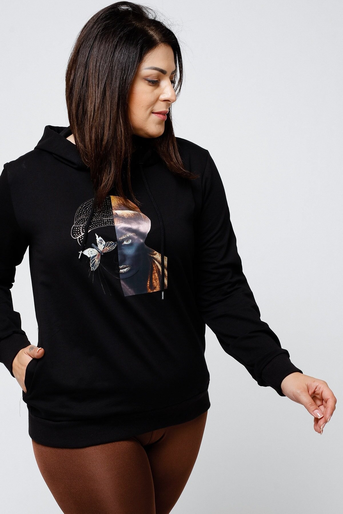 Kadın Büyük Beden Önü Taşlı Resim Baskılı Cepli Ve Kapüşonlu Sweatshirt