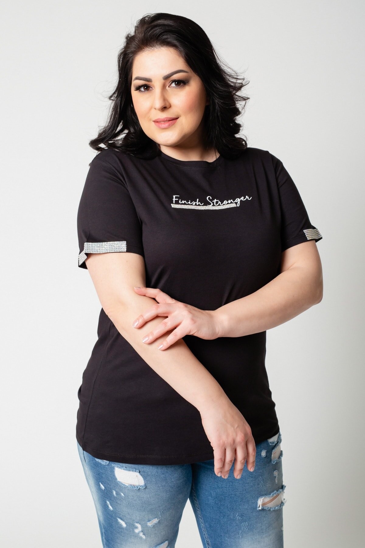 Kadın Büyük Beden Yazılı Ve Kol Taş Detaylı T-Shirt