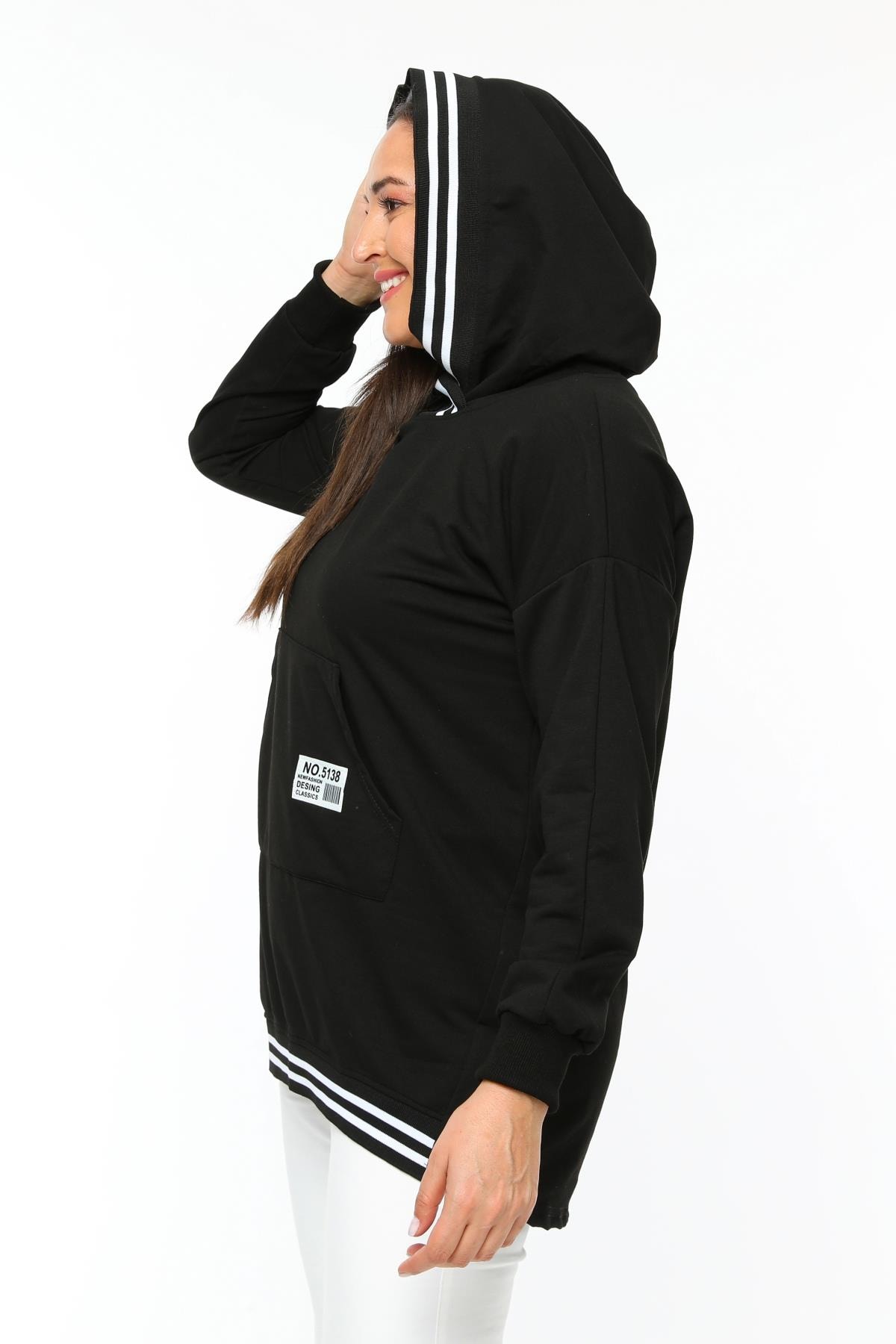 Kadın Büyük Beden Kapüşonlu Siyah Beyaz Ribana Detaylı Siyah Sweatshirt - Siyah