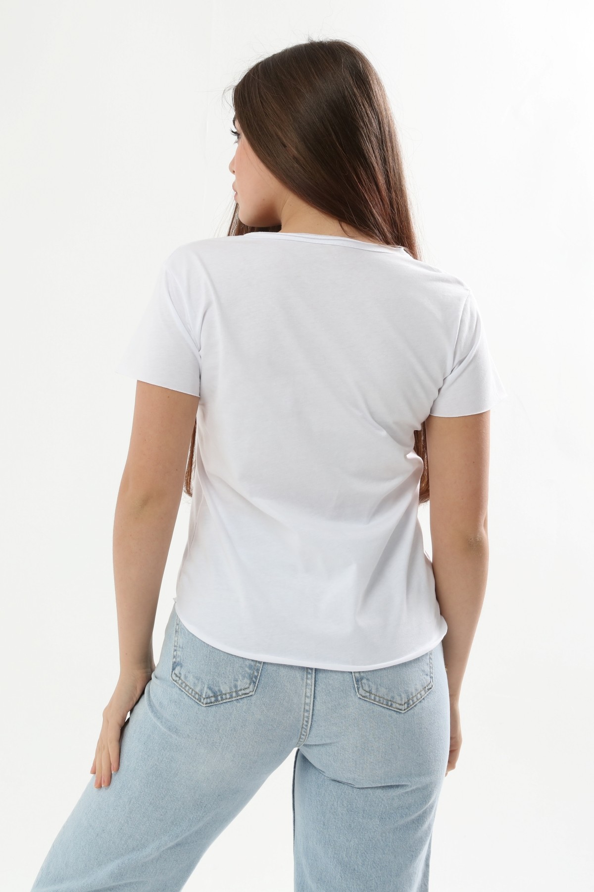 Kadın V Yaka Cepli Pamuklu T-Shirt