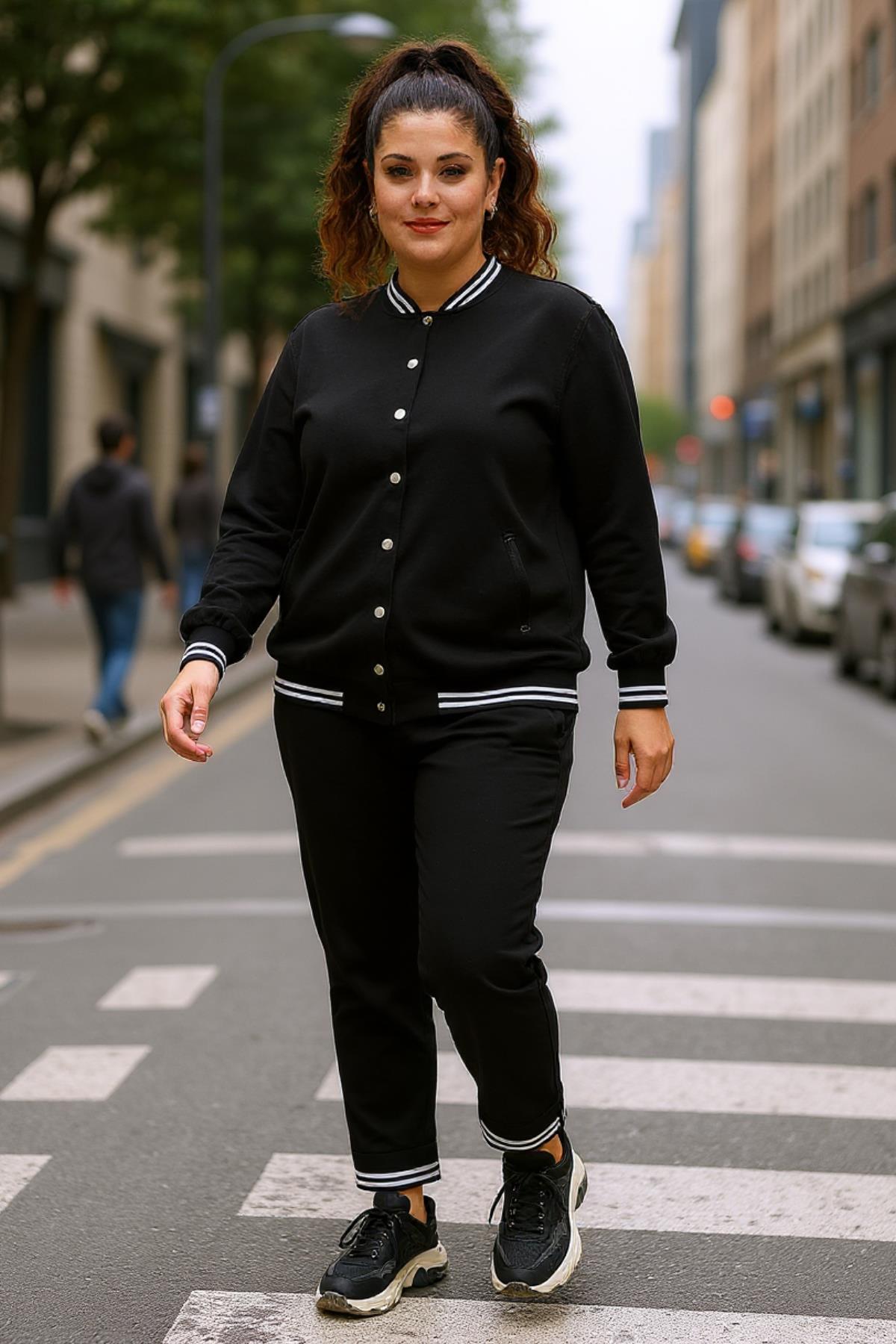 Kadın Büyük Beden Çıtçıt Kapama Eşofman Takımı