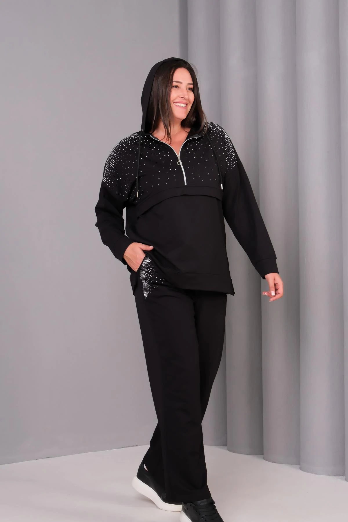 Kadın Büyük BedenTaş Baskı Detaylı Kapüşonlu Şık Eşofman Takımı