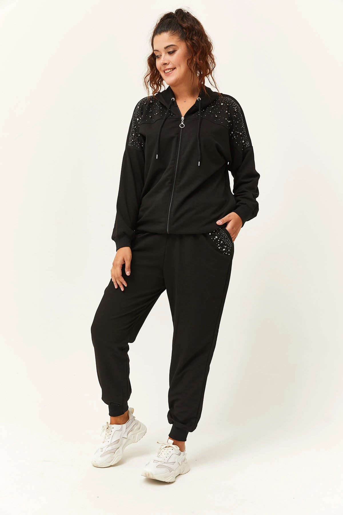 Kadın Büyük Beden Taş Ve Boncuk İşlemeli Eşofman Takımı - Siyah