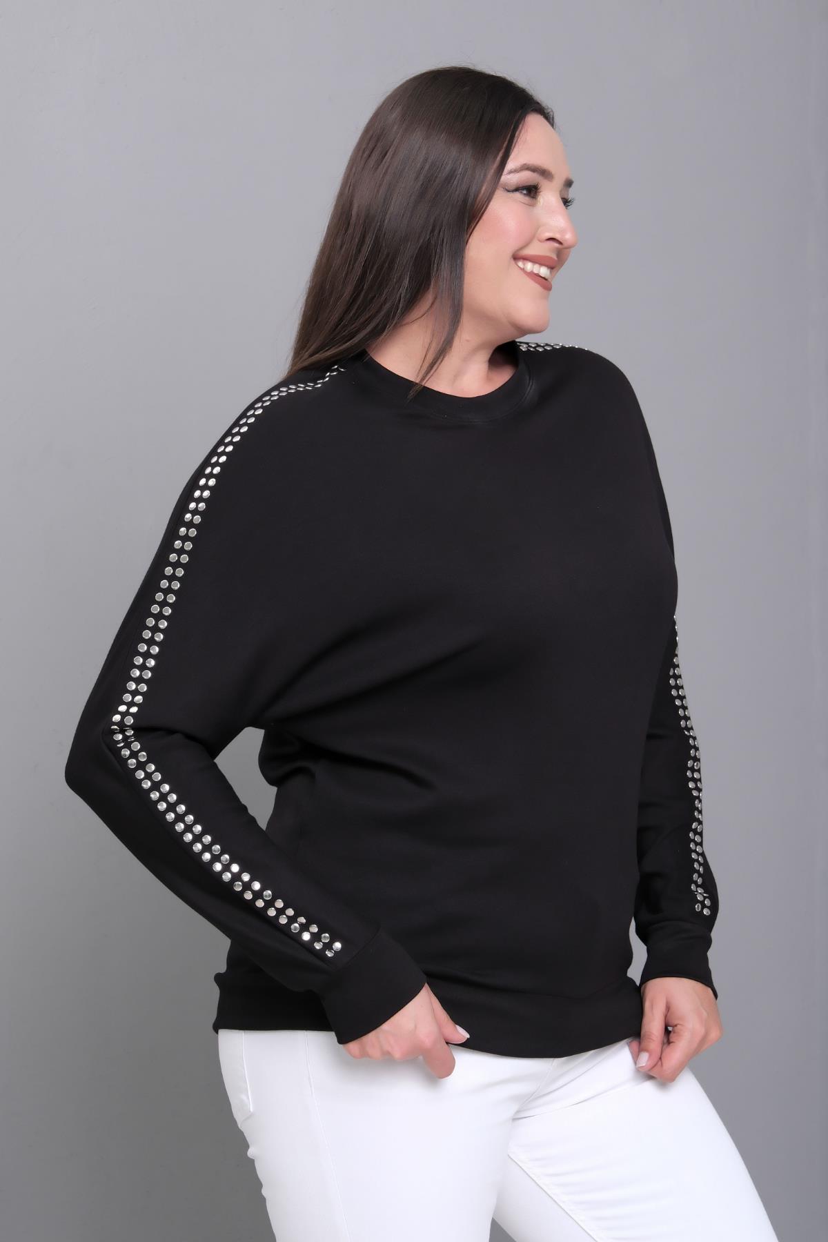Kadın Büyük Beden Kolları Metal Baskılı Siyah Sweatshirt 