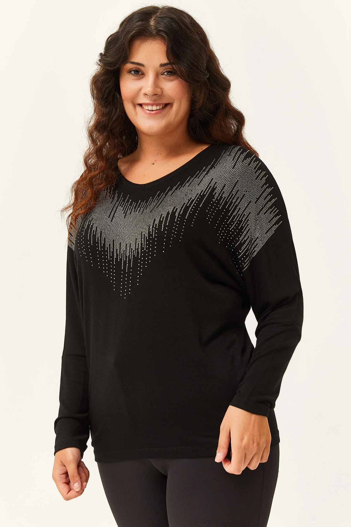Kadın Büyük Beden Yaka Gri Taş İşlemeli Bluz - Siyah