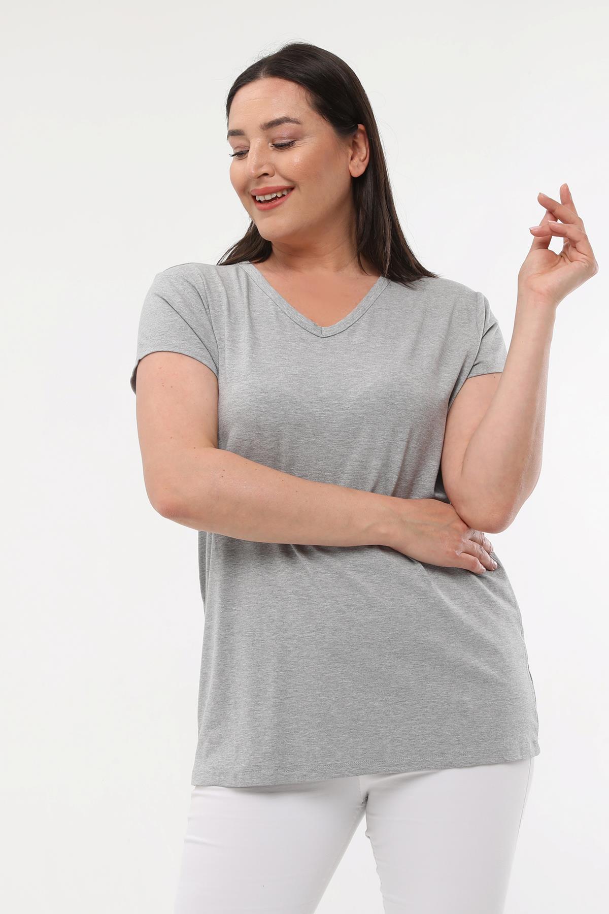 Kadın Büyük Beden V Yaka Basic Kısa Kollu T-Shirt - Gri