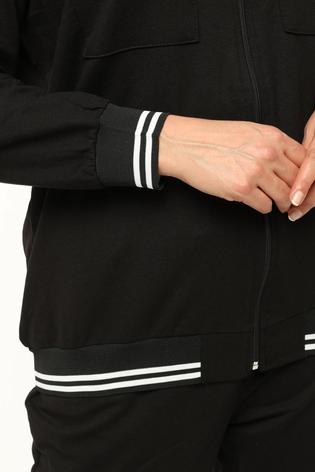 Kadın Büyük Beden Çift Çizgili Ve Çift Cep Kapaklı Eşofman Takımı - Siyah