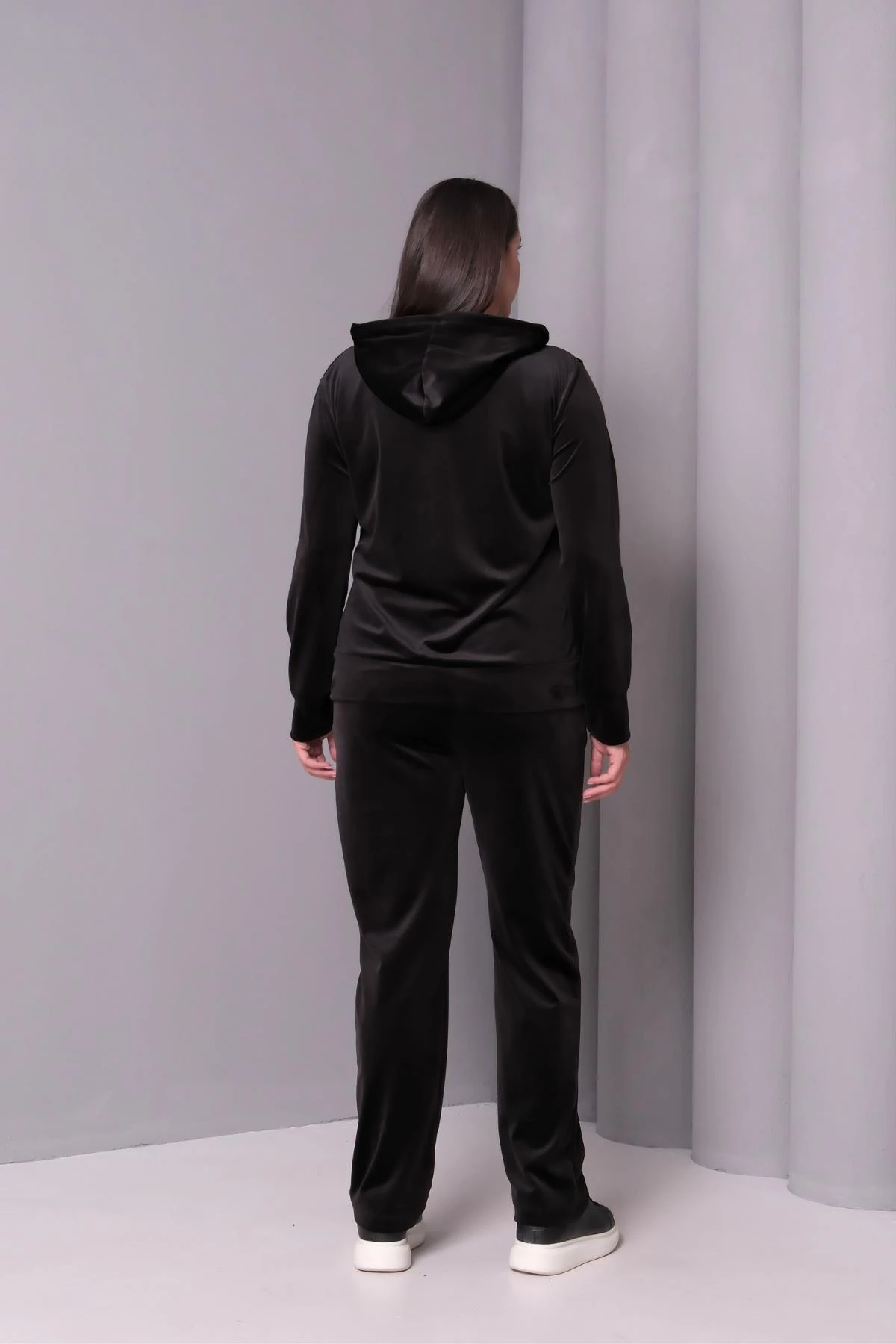 Kadın Büyük Beden Taşlı Kadife Siyah Eşofman Takımı - Siyah