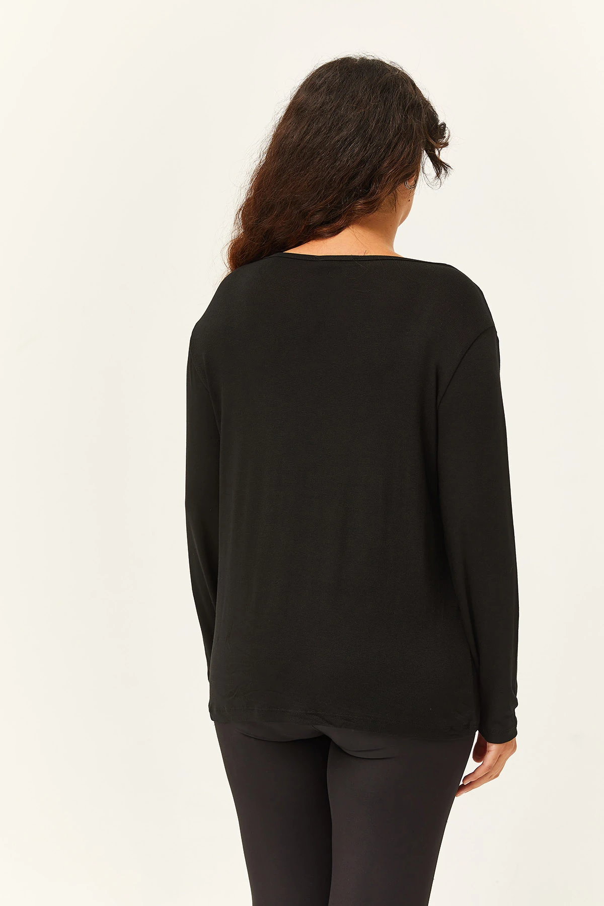 Kadın Büyük Beden Kelebek Gold Taş Baskılı Bluz - Siyah