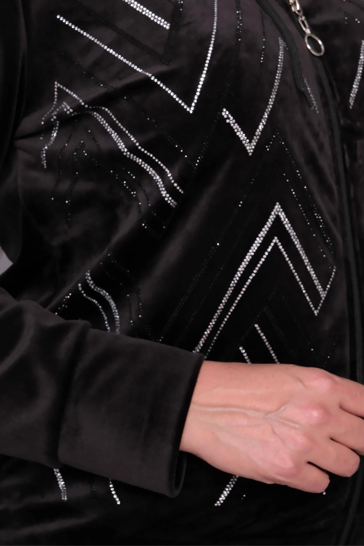 Kadın Büyük Beden Taşlı Kadife Siyah Eşofman Takımı - Siyah